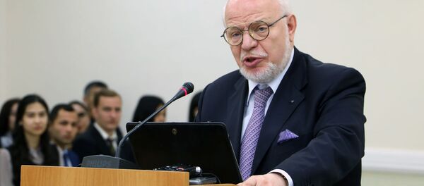 Подписание меморандума РФ и Узбекистана по сотрудничеству в сфере защиты прав человека Подписание меморандума РФ и Узбекистана по сотрудничеству в сфере защиты прав человека - Sputnik Ўзбекистон