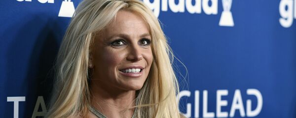 Бритни Спирс Бритни Спирс - Sputnik Ўзбекистон