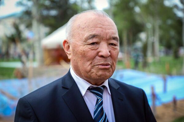 В Термезе представили стотомник фольклора Каракалпакстана - Sputnik Узбекистан