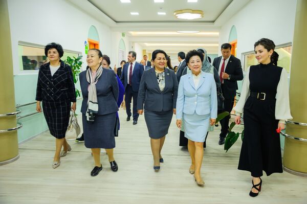 Открытие первого в Узбекистане специализированного дошкольного учреждения с реабилитационным центром - Sputnik Узбекистан