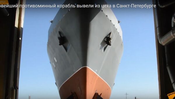 Новый противоминный корабль вывели из цеха в Санкт-Петербурге - Sputnik Узбекистан