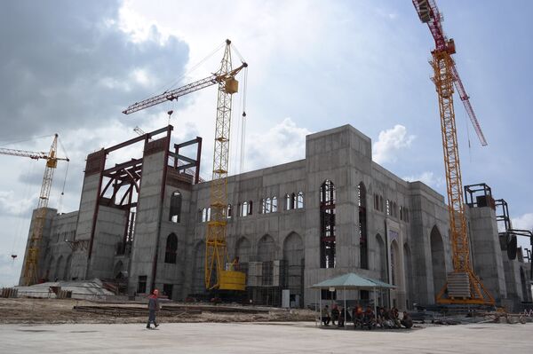 Не имеет аналогов: кадры строительства Центра исламской культуры в Ташкенте Не имеет аналогов: кадры строительства Центра исламской культуры в Ташкенте - Sputnik Узбекистан