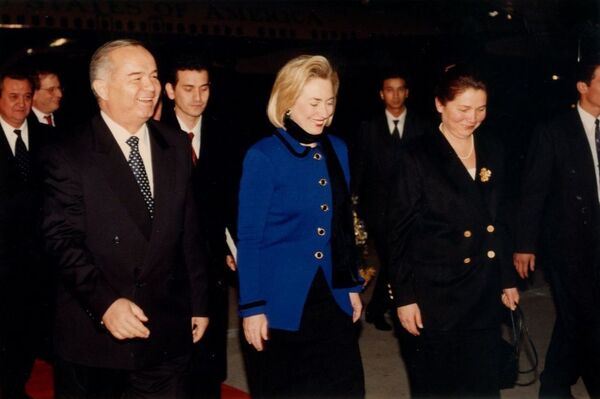 Как Каримов с Хиллари Клинтон дружил: появились новые фото первого президента - Sputnik Узбекистан