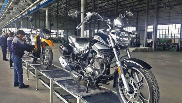 V Norin Moto Bike nachali proizvodit skuteri, motosikli i tritsikli - Sputnik O‘zbekiston