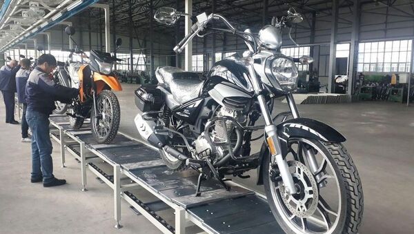 В Наманганской области запустили производство мотоциклов, скутеров и трициклов - Sputnik Узбекистан