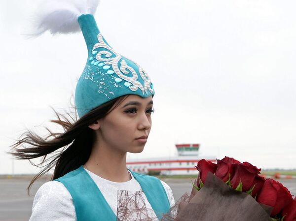 Уж лучше вы к нам: как Мирзиёева встретили бы в Казахстане Уж лучше вы к нам: как Мирзиёева встретили бы в Казахстане - Sputnik Узбекистан