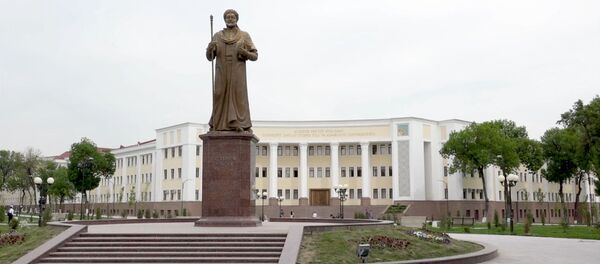 В Ташкенте прошла акция Тотальный диктант В Ташкенте прошла акция Тотальный диктант - Sputnik Ўзбекистон