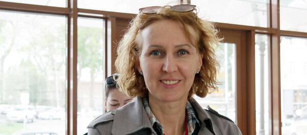 Координатор акции Тотальный диктант в Ташкенте Наталья Никольская Координатор акции Тотальный диктант в Ташкенте Наталья Никольская - Sputnik Ўзбекистон
