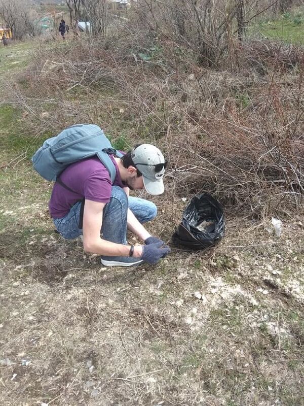 Мы за чистые горы: в Чимгане прошел субботник - Sputnik Узбекистан