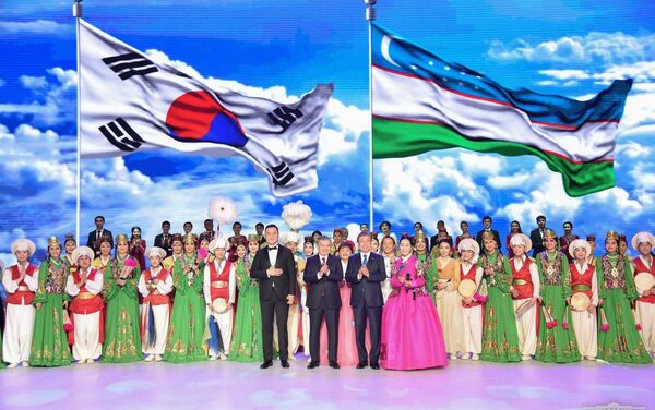 Концерт дружбы народов Узбекистана и Южной Кореи - Sputnik Узбекистан