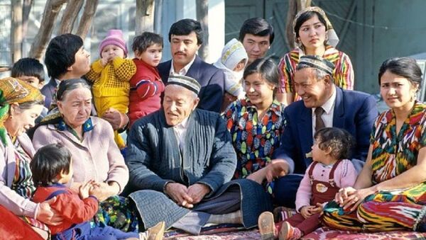 Сколько же нас: рождаемость, смертность и численность населения Узбекистана - Sputnik Узбекистан
