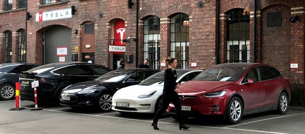 Tesla - Sputnik Узбекистан