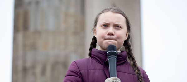 Культ Греты Турнберг: как школьница завоевала мир, прогуливая уроки - Sputnik Узбекистан