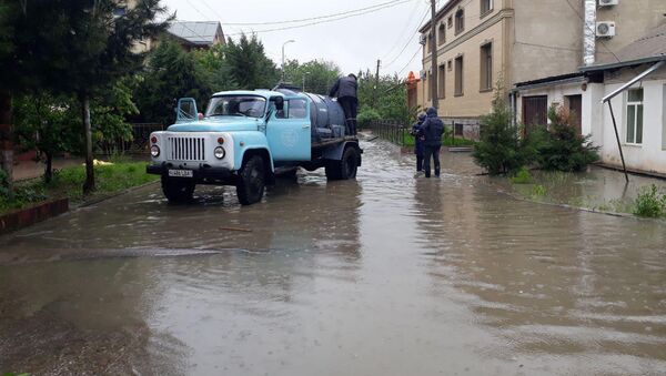 Ликвидация последствий наводнения в Ташкенте - Sputnik Ўзбекистон