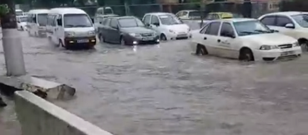 Венеция или уже Атлантида: снова затопленный Ташкент – видео Венеция или уже Атлантида: снова затопленный Ташкент – видео - Sputnik Узбекистан