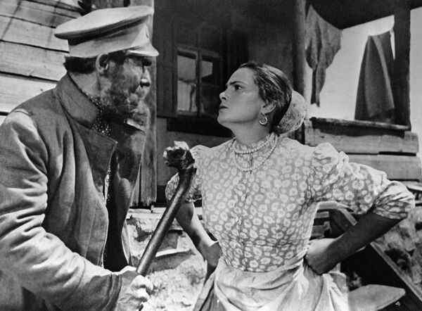 Умерла актриса Элина Быстрицкая Умерла актриса Элина Быстрицкая - Sputnik Узбекистан