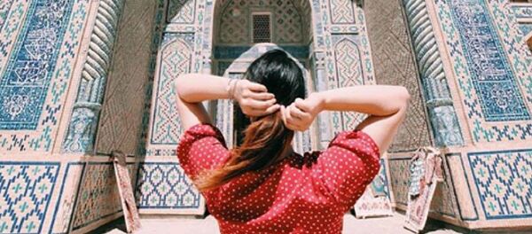 Мед, шелк и муза: итальянские блогеры путешествуют по Узбекистану - Sputnik Узбекистан