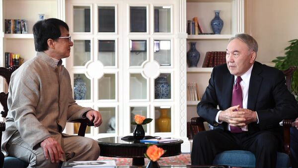 Назарбаев встретился с Джеки Чаном - Sputnik Узбекистан