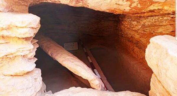 Таинственные находки в Египте: нетронутая гробница и 30 древних мумий - Sputnik Узбекистан