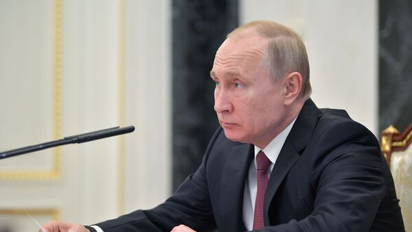 Prezident RF V. Putin provel soveshanie s chlenami pravitelstva RF - Sputnik O‘zbekiston