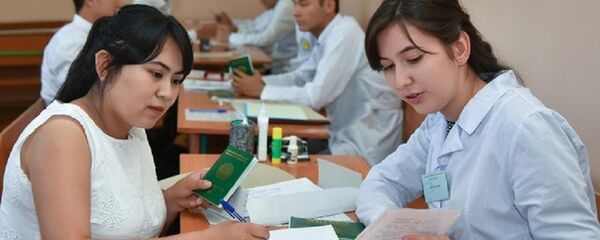 В Узбекистане отменили медсправку для абитуриентов В Узбекистане отменили медсправку для абитуриентов - Sputnik Ўзбекистон