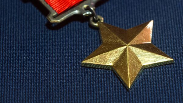 Государственная награда Российской Федерации «Золотая Звезда» - Sputnik Узбекистан