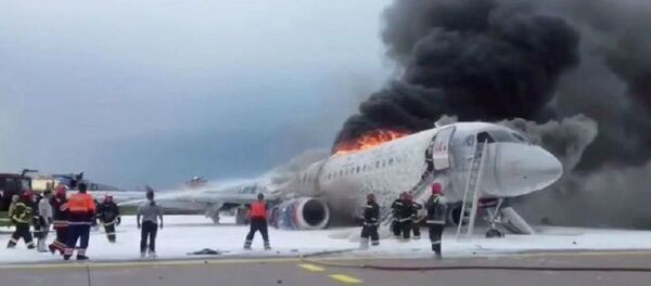 Следственный комитет сообщил о 41 погибшем в Шереметьево Следственный комитет сообщил о 41 погибшем в Шереметьево - Sputnik Ўзбекистон