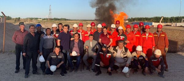 Первая нефть на Мингбулаке - Sputnik Узбекистан