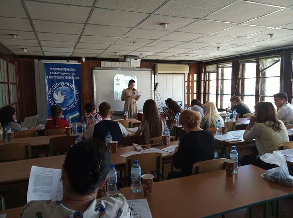 Даты, события, личности: в Ташкенте стартовала акция Диктант Победы - Sputnik Узбекистан