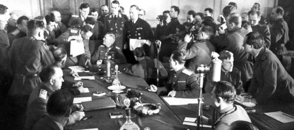 Акт о капитуляции, положивший конец Великой Отечественной войне - Sputnik Узбекистан