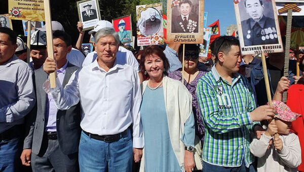 Президентское  шествие Бессмертного полка в Бишкеке - Sputnik Узбекистан