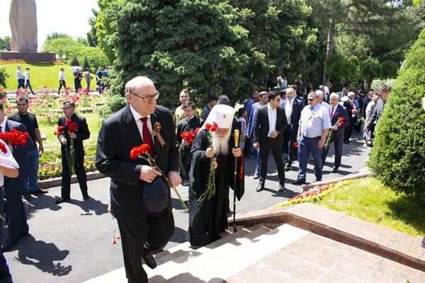 Праздничные мероприятия, посвященные Дню Памяти и Почестей  - Sputnik Узбекистан