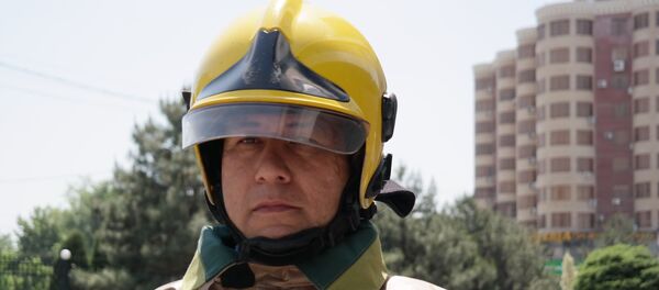 Жамолиддин Хайитматов, командир отделения пожарной части по пожарной безопасности Юнусабадского района - Sputnik Узбекистан