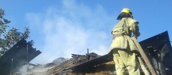 Пожар в жилом доме в Узбекистане - Sputnik Ўзбекистон