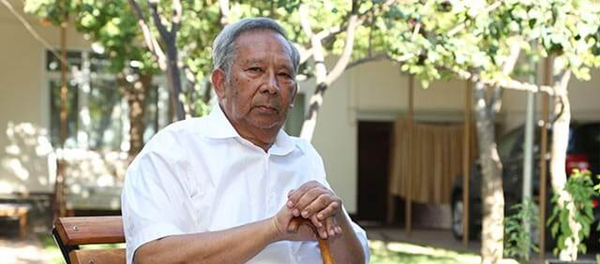 Писатель Тохир Малик Писатель Тохир Малик - Sputnik Ўзбекистон