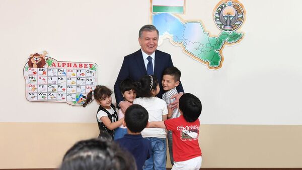 Шавкат Мирзиёев проверил бытовые условия жизни в Андижане - Sputnik Узбекистан