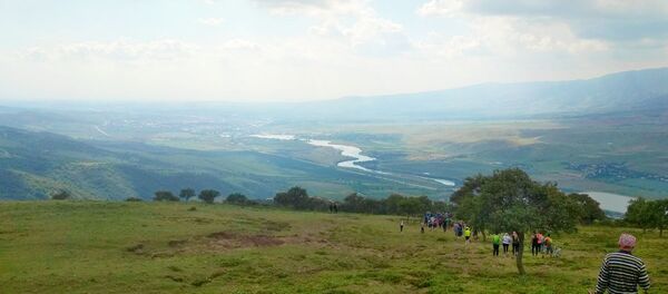 Первый турнир по скоростному восхождению Sky running  в Ташкентской области - Sputnik Узбекистан