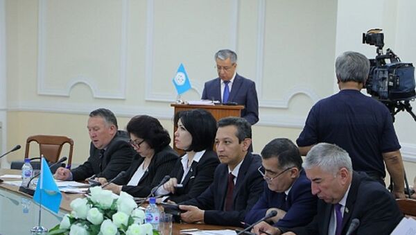 Минфин Узбекистана: доходы населения выросли на 123,1 процента - Sputnik Узбекистан