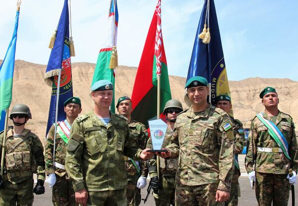 Совместные военные учения завершились в Наманганской области - Sputnik Узбекистан