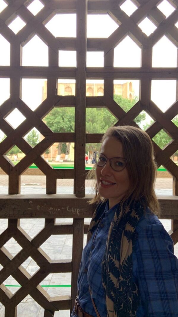 После громкого скандала Ксения Собчак прибыла в Узбекистан - Sputnik Узбекистан