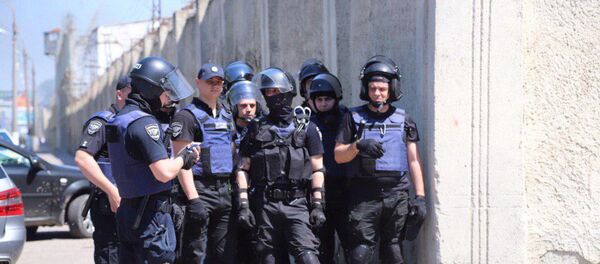 В одной из одесских колоний вспыхнул бунт - видео с места событий - Sputnik Узбекистан