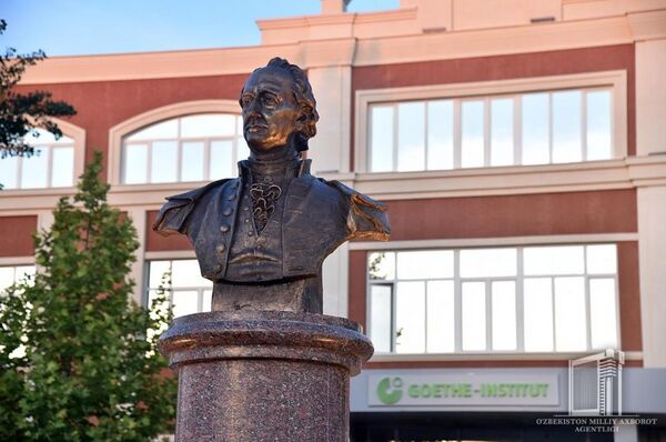 Президент Германии открыл памятник Гёте в Ташкенте Президент Германии открыл памятник Гёте в Ташкенте - Sputnik Узбекистан