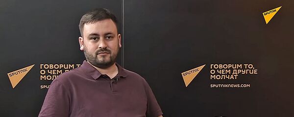 Марат Касем о задержании в аэропорту Вильнюса: это был форменный допрос Марат Касем о задержании в аэропорту Вильнюса: это был форменный допрос - Sputnik Узбекистан