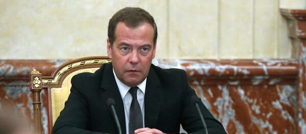 Премьер-министр РФ Д. Медведев Премьер-министр РФ Д. Медведев - Sputnik Ўзбекистон
