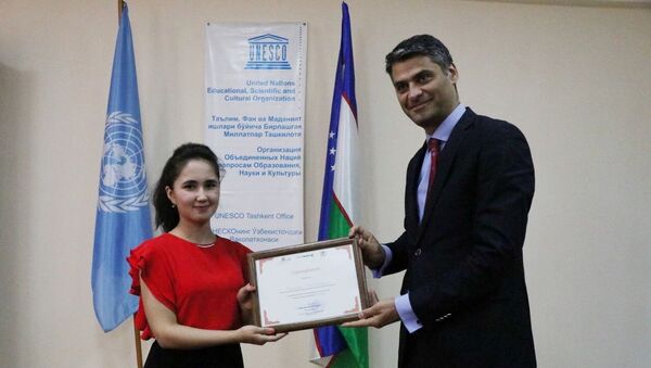 Первое место присудили студентке Ташкентского университета информационных технологий Сайере Рахимой. - Sputnik Узбекистан