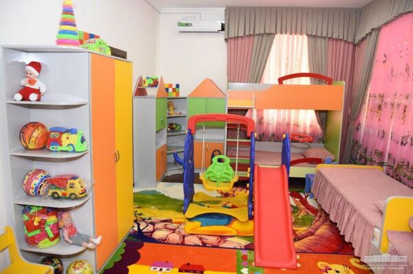 Шавкат Мирзиёев посетил Ангрен - фото Шавкат Мирзиёев посетил Ангрен - фото - Sputnik Узбекистан