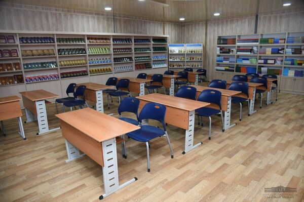 Шавкат Мирзиёев указал на недостаточный уровень пропаганды чтения Шавкат Мирзиёев указал на недостаточный уровень пропаганды чтения - Sputnik Узбекистан