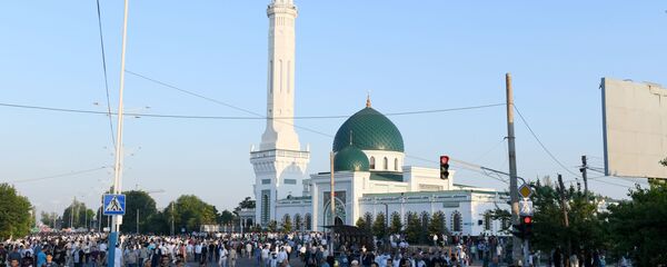 Празднование Намаз хайит в Ташкенте Празднование Намаз хайит в Ташкенте - Sputnik Ўзбекистон