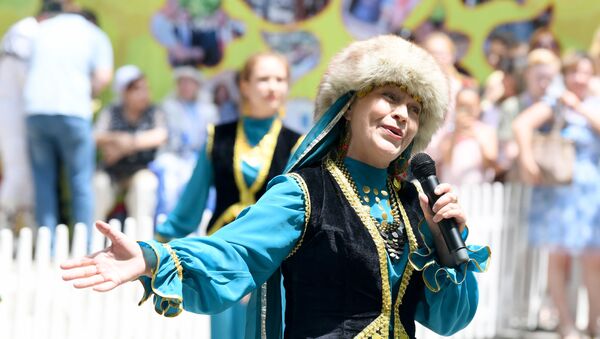 Праздник Сабантуй в центральном парке Ташкенте - Sputnik Ўзбекистон