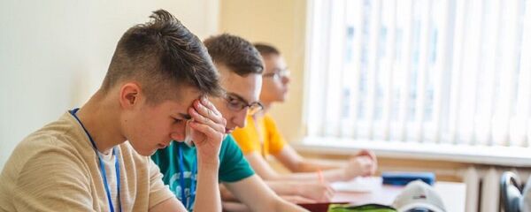 Школьники из разных стран Школьники из разных стран - Sputnik Узбекистан